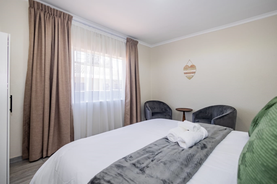 To Let 3 Bedroom Property for Rent in Protea Heights Western Cape